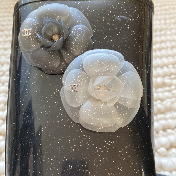 Chanel Glitter Camellia Rainboots - Picture 3 of 7